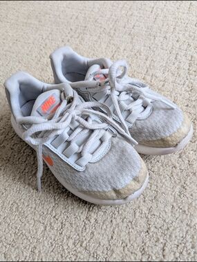 Nike Sneakers Athletic Shoes Toddler Boy 10.5C Sports Active Running School Play